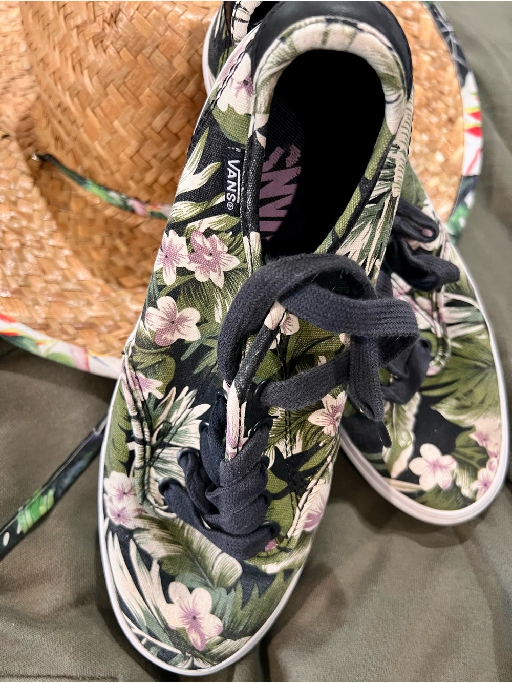 Vans Atwood Ultracush sneakers size 8